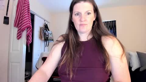 Kelly online show from 01/02/25, 06:12