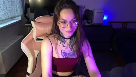 Snapshot of petal_dust_ chatting on 04/14/26, 02:23 petal_dust_ online show from 04/14/26, 02:23