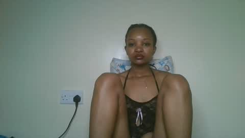 Snapshot of petal_palette chatting on 06/22/26, 08:55 Lolly online show from 06/22/26, 08:55