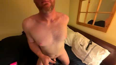 Snapshot of pete_mac chatting on 01/15/25, 02:27 Pete online show from 01/15/25, 02:27