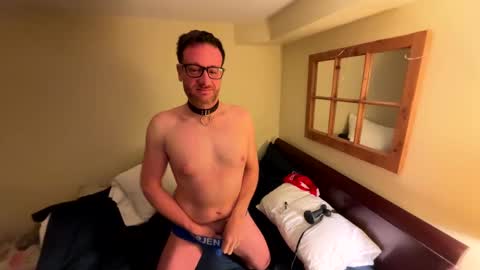 Snapshot of pete_mac chatting on 11/23/25, 11:54 Pete online show from 11/23/25, 11:54