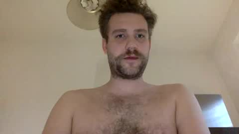 Snapshot of peteboy05 chatting on 12/20/24, 07:22 Pete online show from 12/20/24, 07:22