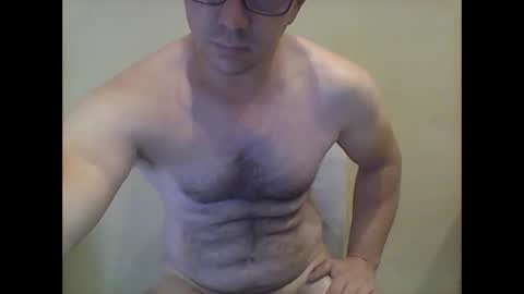 Snapshot of peter_7776 chatting on 12/27/24, 06:10 peter online show from 12/27/24, 06:10