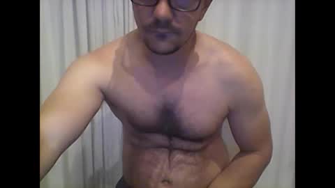 Snapshot of peter_7776 chatting on 02/23/25, 04:39 peter online show from 02/23/25, 04:39