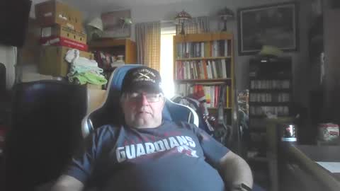 Snapshot of peterinohio57 chatting on 12/21/24, 05:18 peterinohio57 online show from 12/21/24, 05:18