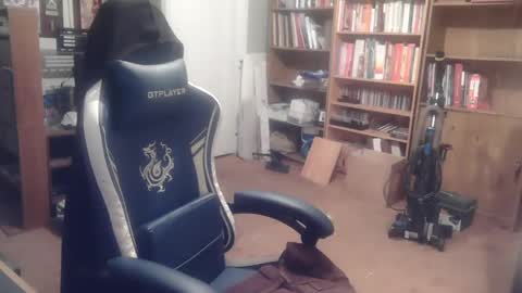 Snapshot of peterinohio57 chatting on 10/15/25, 11:32 peterinohio57 online show from 10/15/25, 11:32