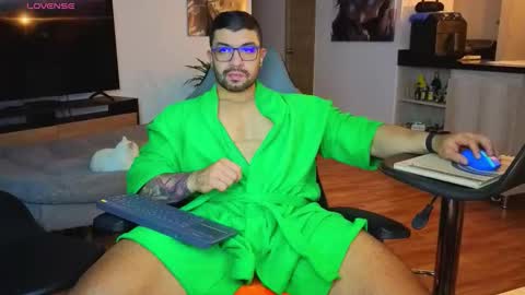 Peter Jack online show from 11/11/25, 02:55