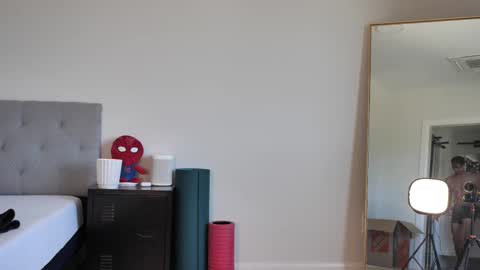 Peter Parker online show from 09/28/25, 07:52