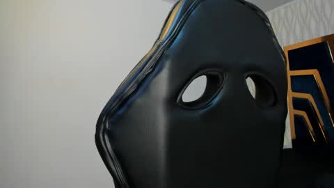 Snapshot of petesevans_1 chatting on 09/11/25, 11:27 PETES EVANS new account online show from 09/11/25, 11:27