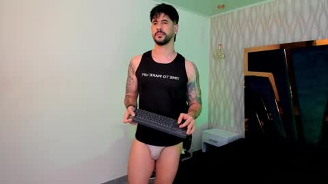 Snapshot of petesevans_1 chatting on 10/23/25, 11:24 PETES EVANS new account online show from 10/23/25, 11:24