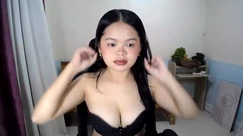 petite_angelxxx online show from 07/10/26, 10:07