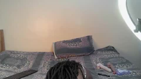 Anya online show from 10/17/25, 09:39