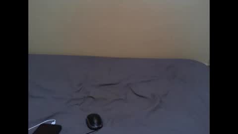 Snapshot of petite_bunni chatting on 05/04/26, 06:26 petite_bunni online show from 05/04/26, 06:26