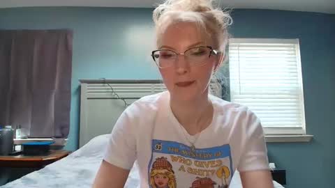 Little cupcake online show from 03/24/26, 06:46