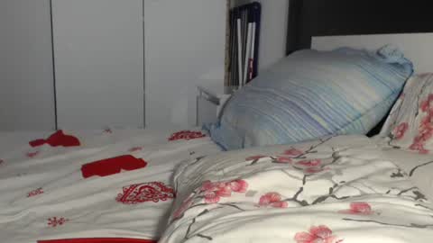 petite_danielle online show from 06/28/26, 01:06