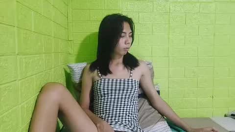 Yuriee online show from 02/18/25, 08:59