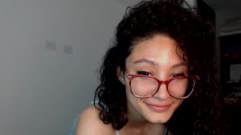 loli online show from 09/29/25, 03:44