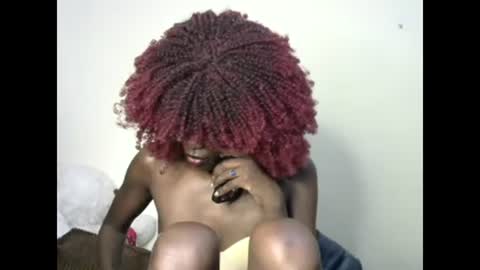 petite_lavi2 online show from 12/27/24, 05:26