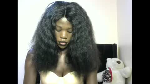 petite_lavi2 online show from 02/22/25, 08:53