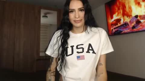 Linda online show from 04/24/26, 03:53