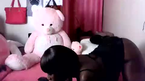 petite_princes online show from 06/22/26, 05:54