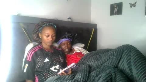 petite_queen69 online show from 06/23/26, 12:41