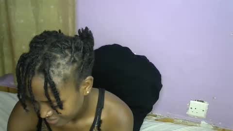 Snapshot of petite_star2 chatting on 11/03/25, 09:48 petite_star2 online show from 11/03/25, 09:48