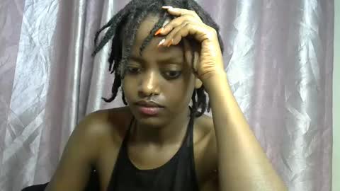 Snapshot of petite_star2 chatting on 01/07/26, 06:43 petite_star2 online show from 01/07/26, 06:43