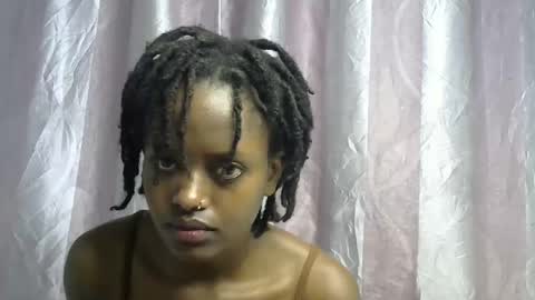 Snapshot of petite_star2 chatting on 01/11/26, 10:26 petite_star2 online show from 01/11/26, 10:26