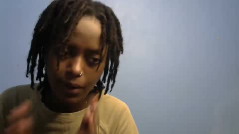 petite_star2 online show from 02/03/26, 04:54