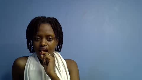 petite_star2 online show from 02/20/26, 10:54