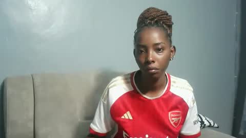 Snapshot of petite_tanya chatting on 12/05/24, 05:15 Tanya online show from 12/05/24, 05:15