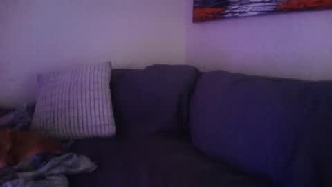 petite treat  online show from 07/09/26, 12:48