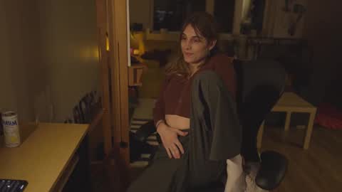 caracal online show from 12/22/25, 04:42