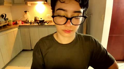 Lunna online show from 06/08/26, 01:28