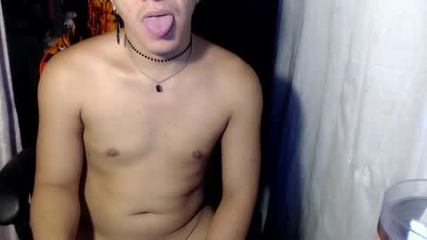 Snapshot of petitehugecockxnxxx chatting on 02/27/25, 06:07 Call me jake online show from 02/27/25, 06:07