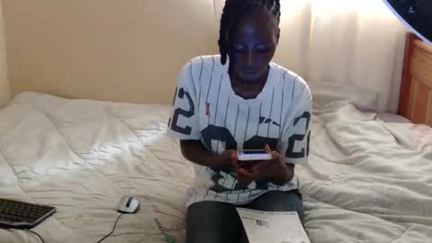 Kitty online show from 04/14/26, 12:11