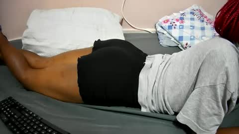 petitetasha online show from 09/09/25, 07:02