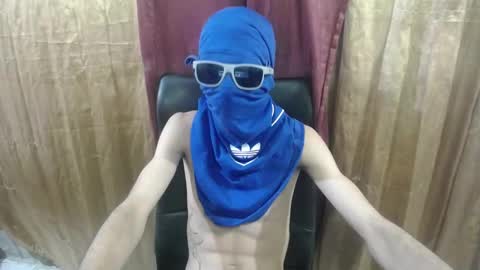 petty_boy777 online show from 01/16/26, 08:51