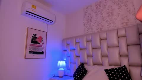 Peyton online show from 11/28/25, 12:08