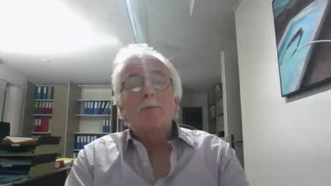 Snapshot of pgroove542707 chatting on 11/20/25, 10:20 pgroove542707 online show from 11/20/25, 10:20