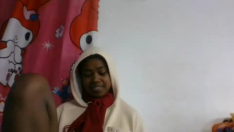 phania185885 online show from 06/18/26, 09:14