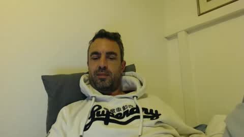 Snapshot of phantasie31 chatting on 10/12/25, 12:26 phantasie31 online show from 10/12/25, 12:26