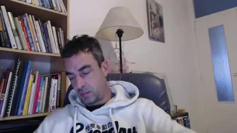 Snapshot of phantasie31 chatting on 11/22/25, 09:19 phantasie31 online show from 11/22/25, 09:19