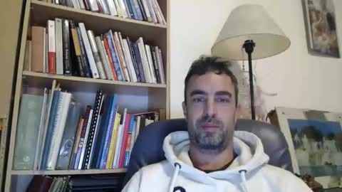 Snapshot of phantasie31 chatting on 11/29/25, 09:29 phantasie31 online show from 11/29/25, 09:29