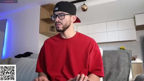 phantom_bigger1 online show from 02/25/26, 10:19