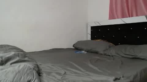 Snapshot of phat_pussylips chatting on 09/26/25, 10:36 tatiana online show from 09/26/25, 10:36