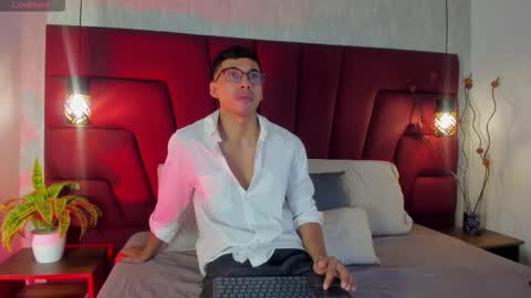 Milo online show from 03/19/26, 11:47