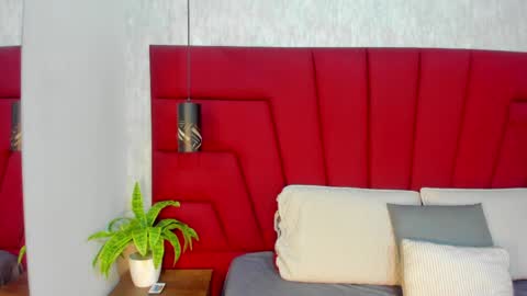 Milo online show from 03/31/26, 11:32