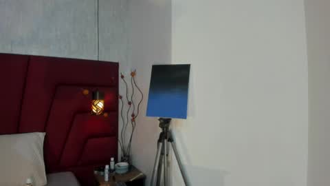 Milo online show from 04/01/26, 01:41